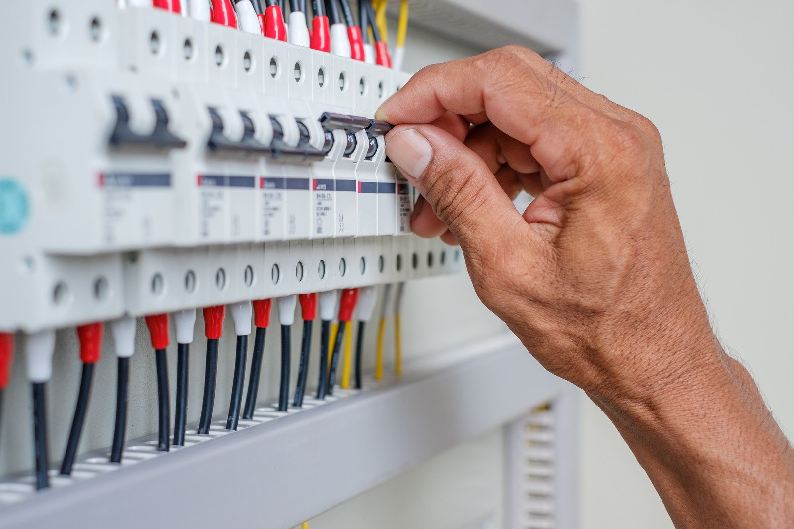 Circuit Breaker Services