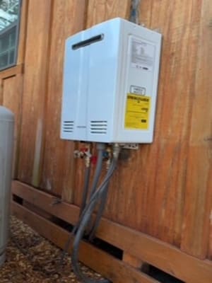 {{ custom_values.service_2 }} in {{custom_values.area_2})