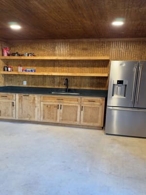 {{ custom_values.service_1 }} in {{custom_values.area_3})