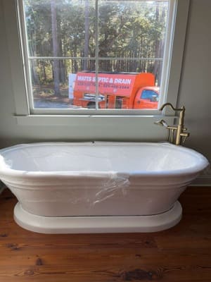 {{ custom_values.service_1 }} in {{custom_values.area_3})