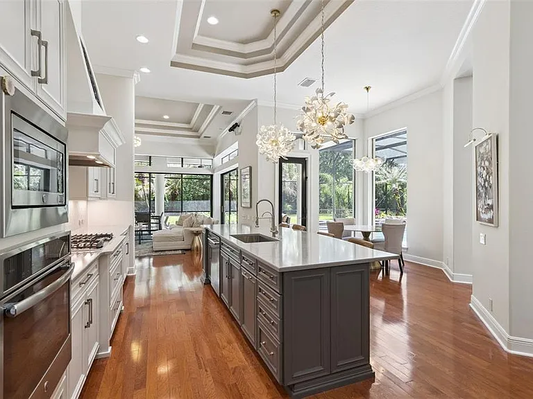 Heathrow luxury homes Lake Mary Florida guard-gated golf community