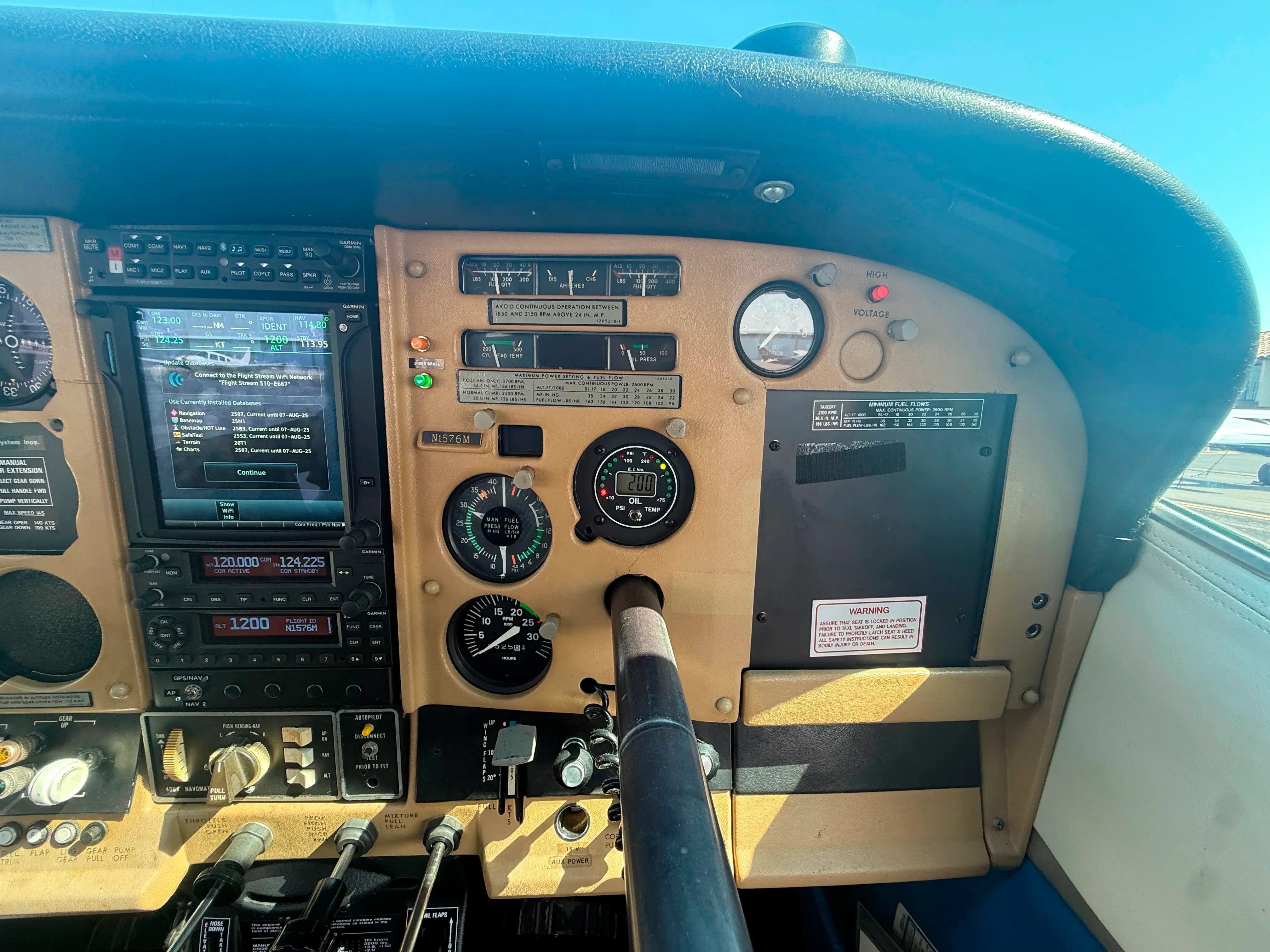 Cessna T210M Centurion