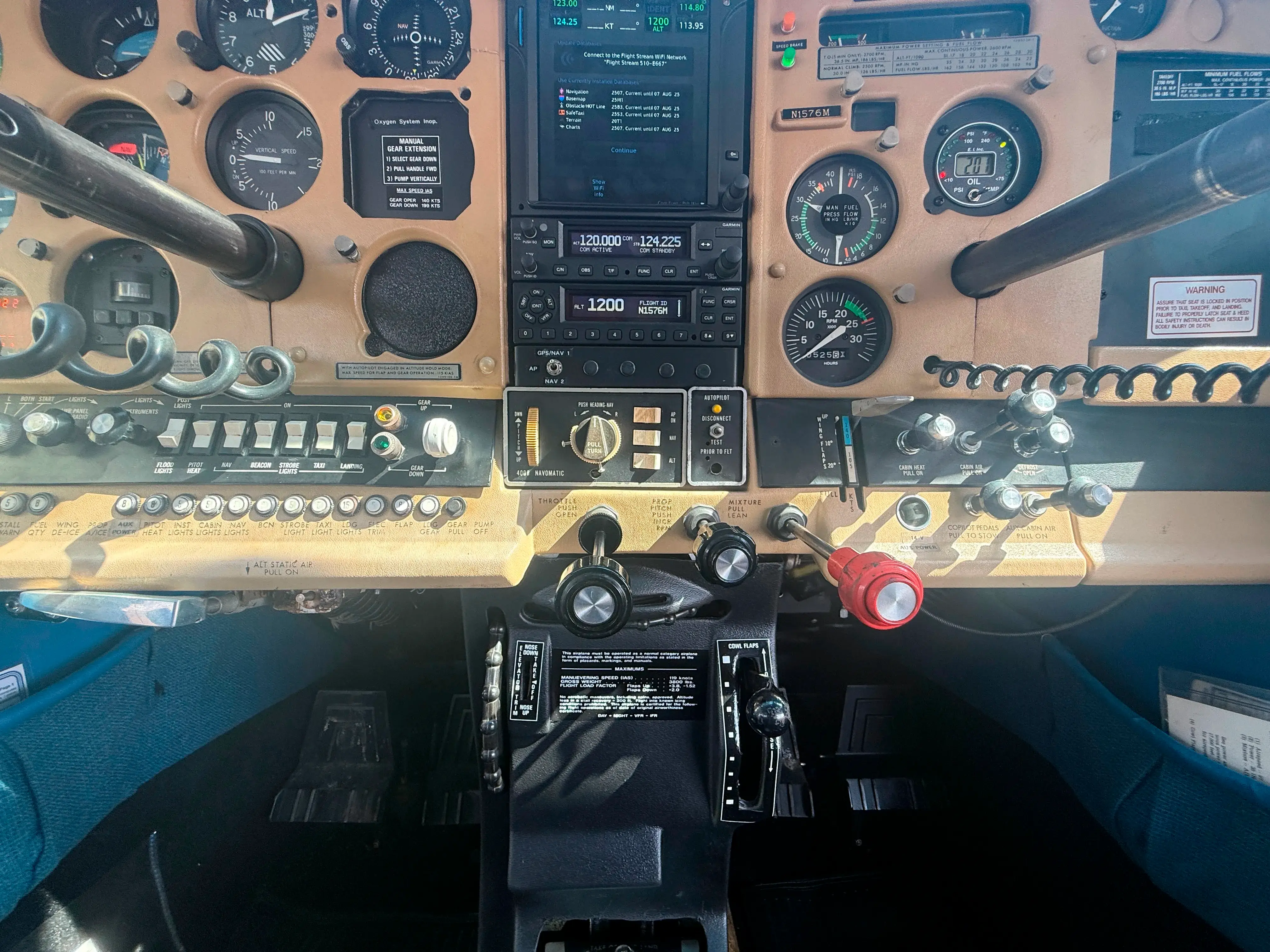 Cessna T210M Centurion