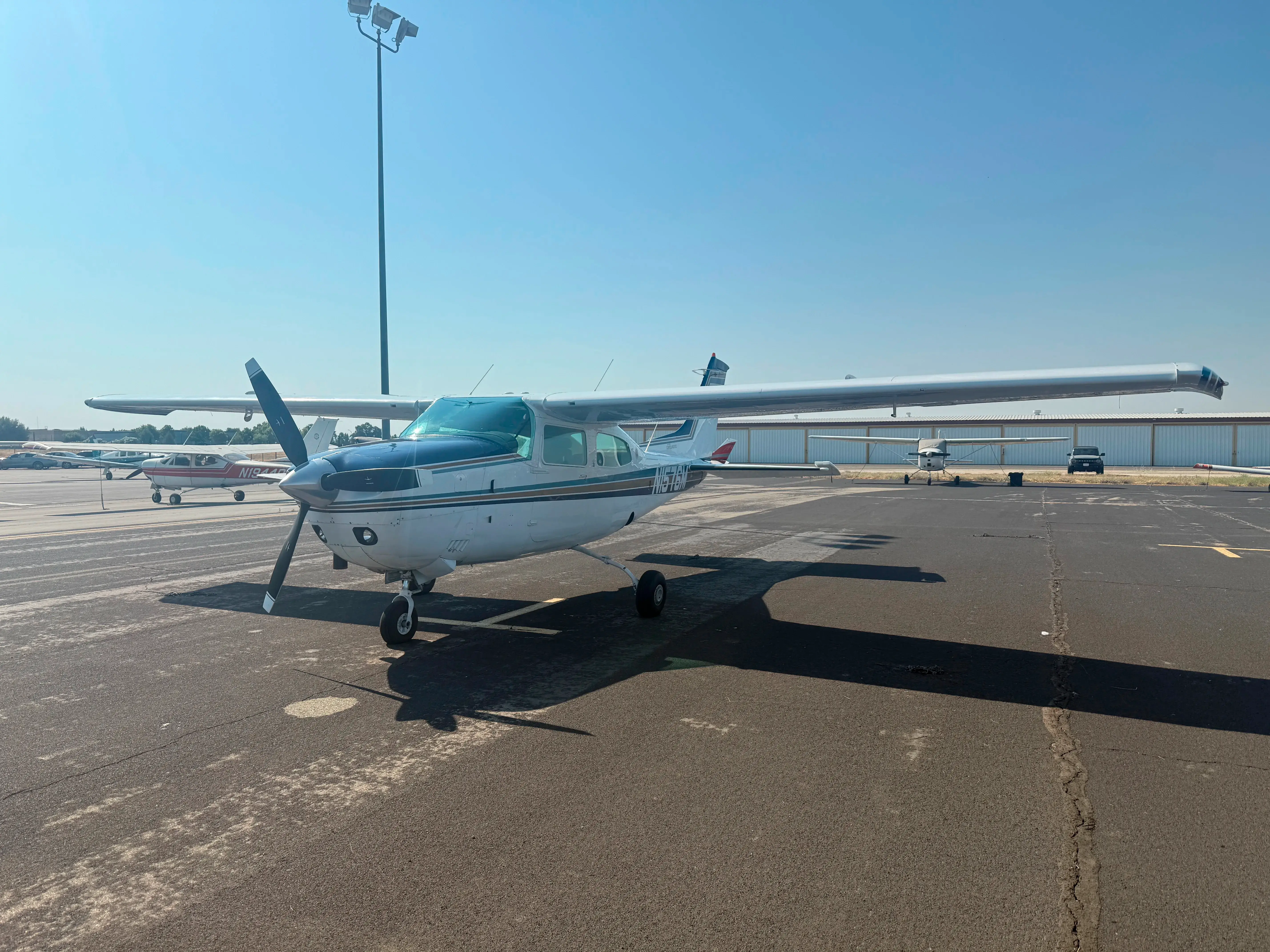 Cessna T210M Centurion