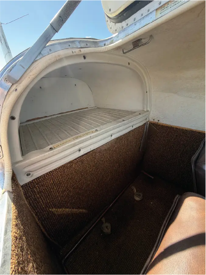 Mooney M20C - Baggage Area Shelf