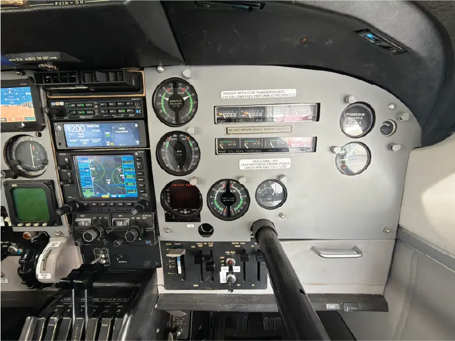 Cessna Skymaster - Copilot Side Panel