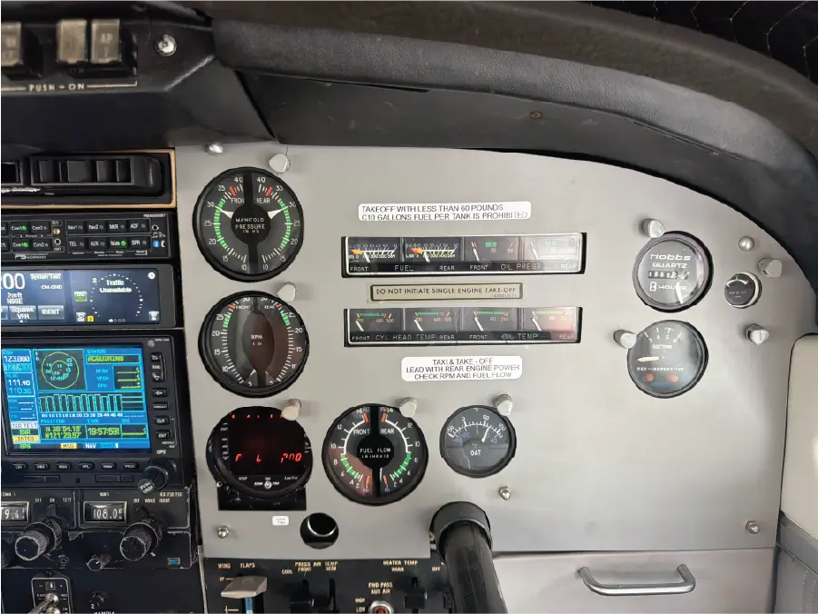 Cessna Skymaster - Copilot Side Panel Close