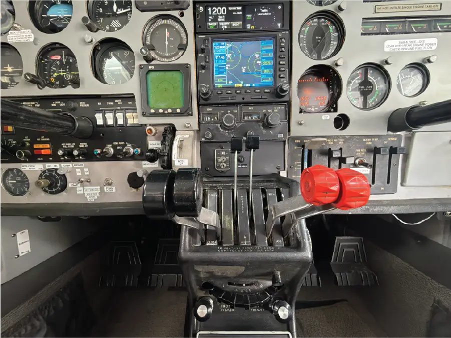 Cessna Skymaster - Center Lower Panel