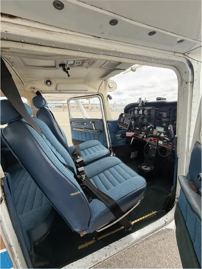 Cessna 172RG Cockpit