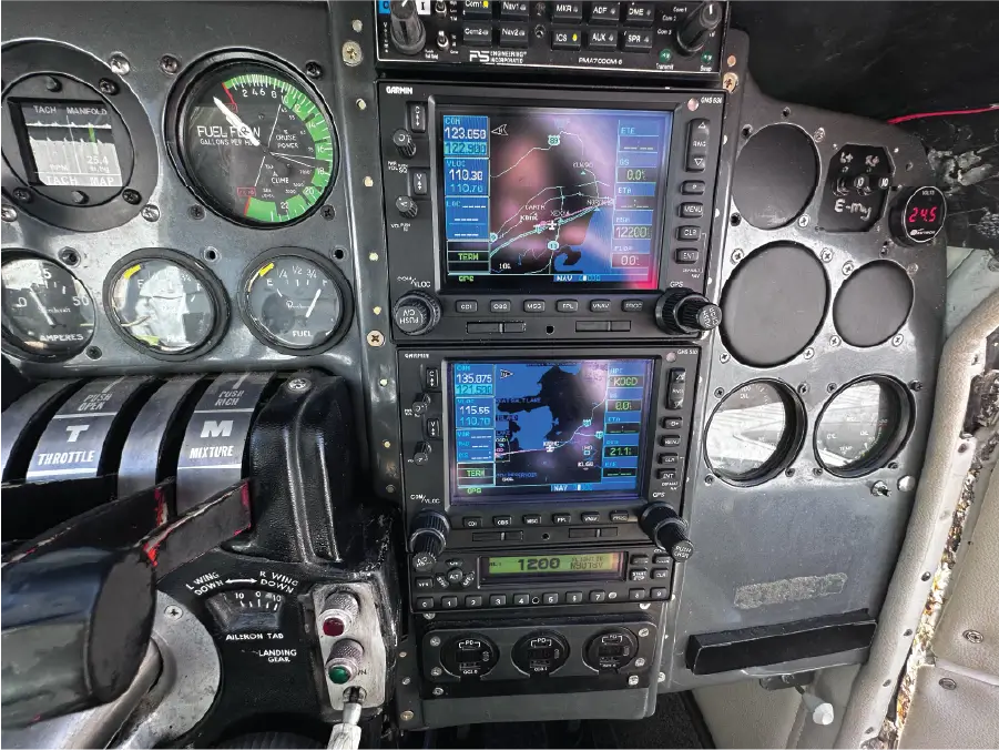 Beech Baron Center Panel
