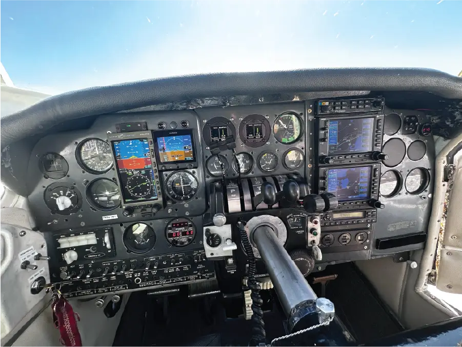Beech Baron Full Panel