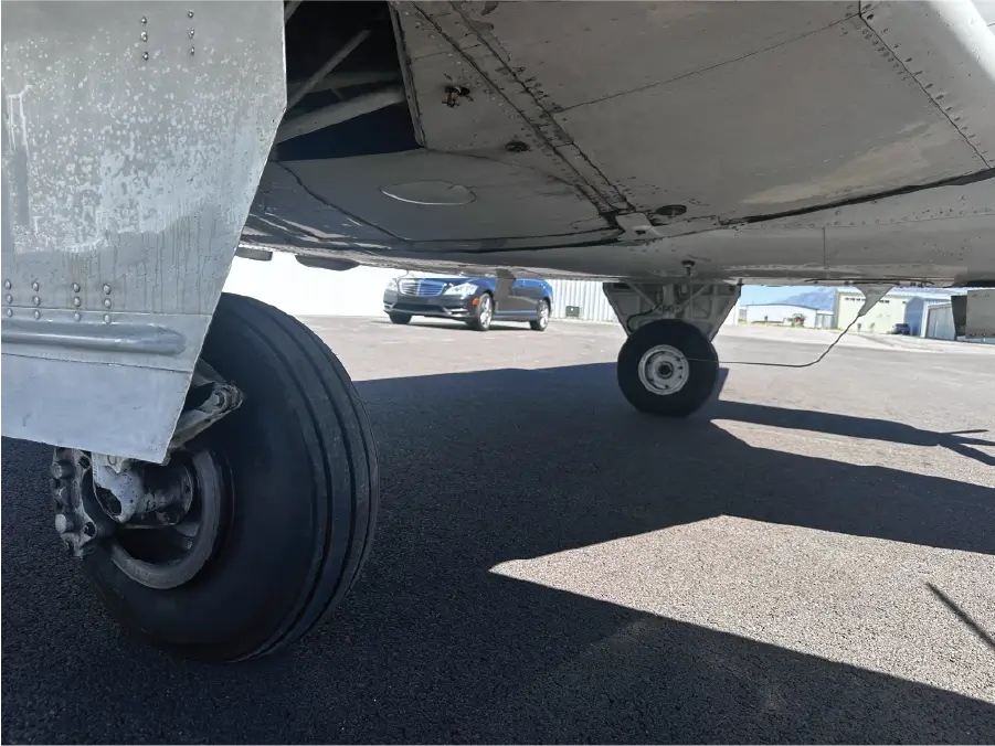 Beech Baron Main Gear
