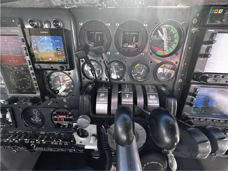 Beech Baron Throttles