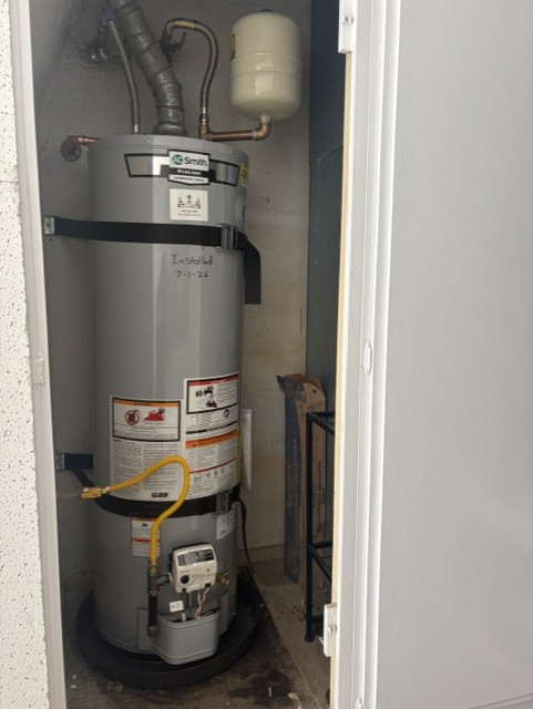 Royalty Plumbing water heater installation