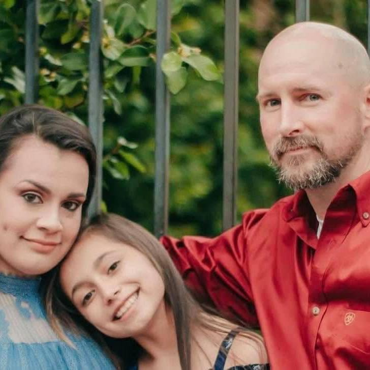Victoria and Randy Maddux family