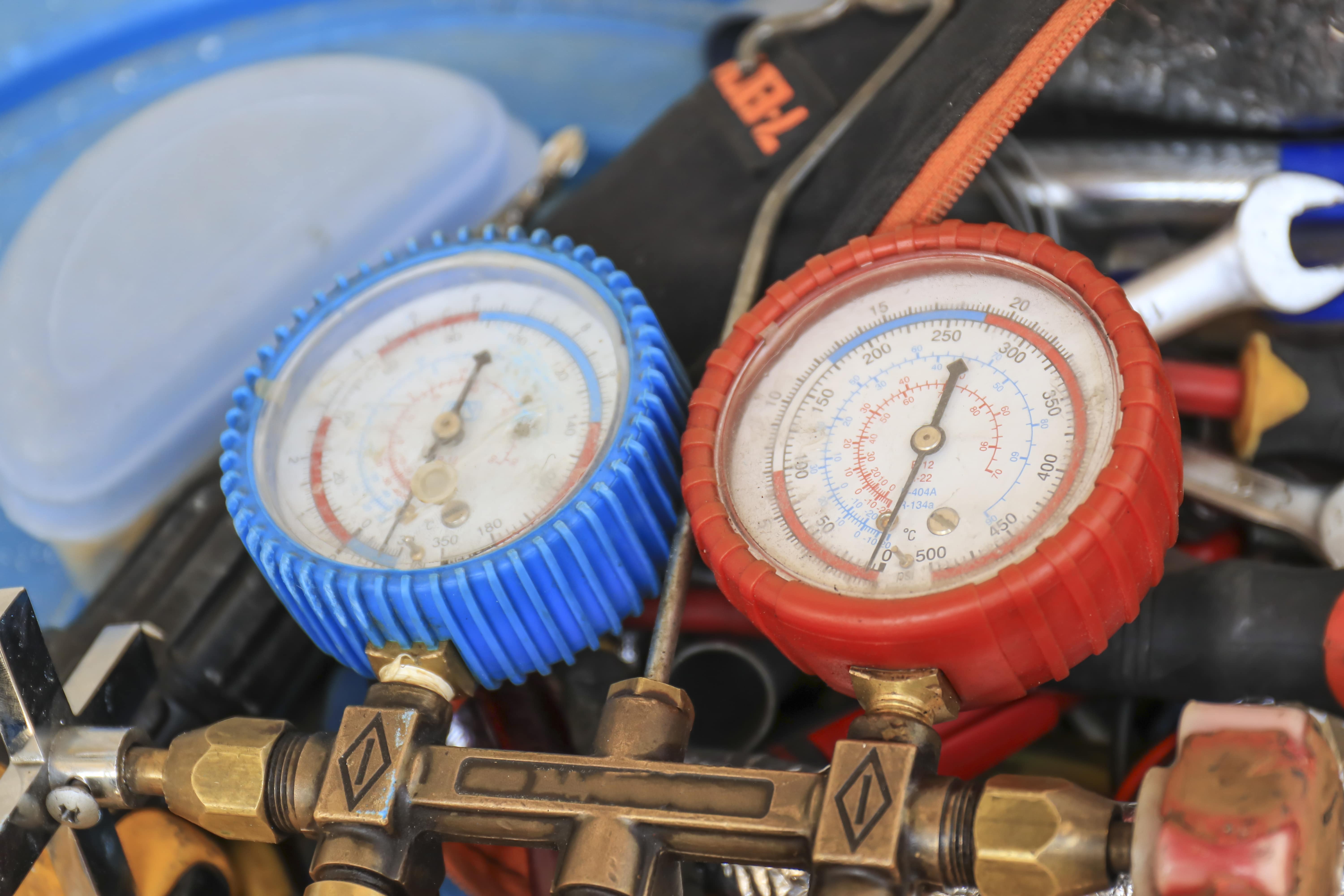 Auto AC and heating repair service at Ernie's Automotive Service in Columbus, OH