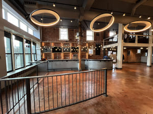 {{ custom_values.service_1 }} in {{custom_values.area_5})