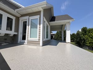 {{ custom_values.service_4 }} in {{custom_values.area_4})