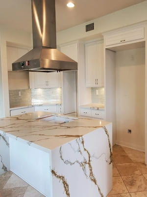 {{ custom_values.service_3 }} in {{custom_values.area_3})