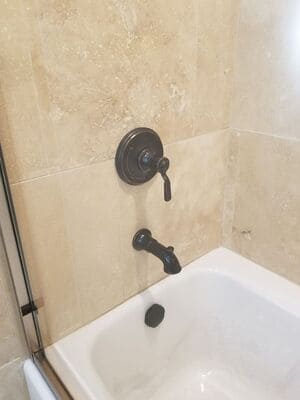 {{ custom_values.service_2 }} in {{custom_values.area_2})