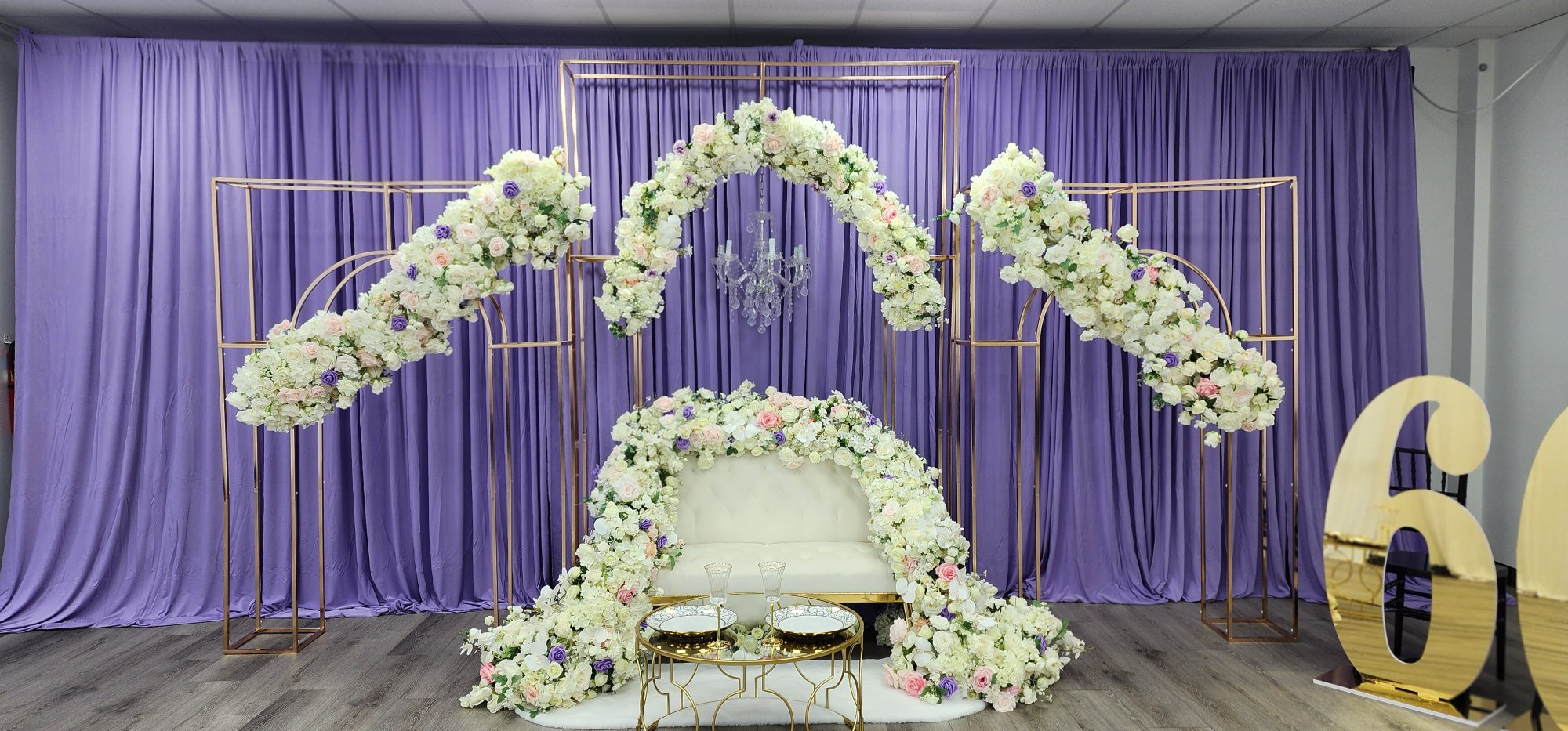 Elegant lantern centerpiece