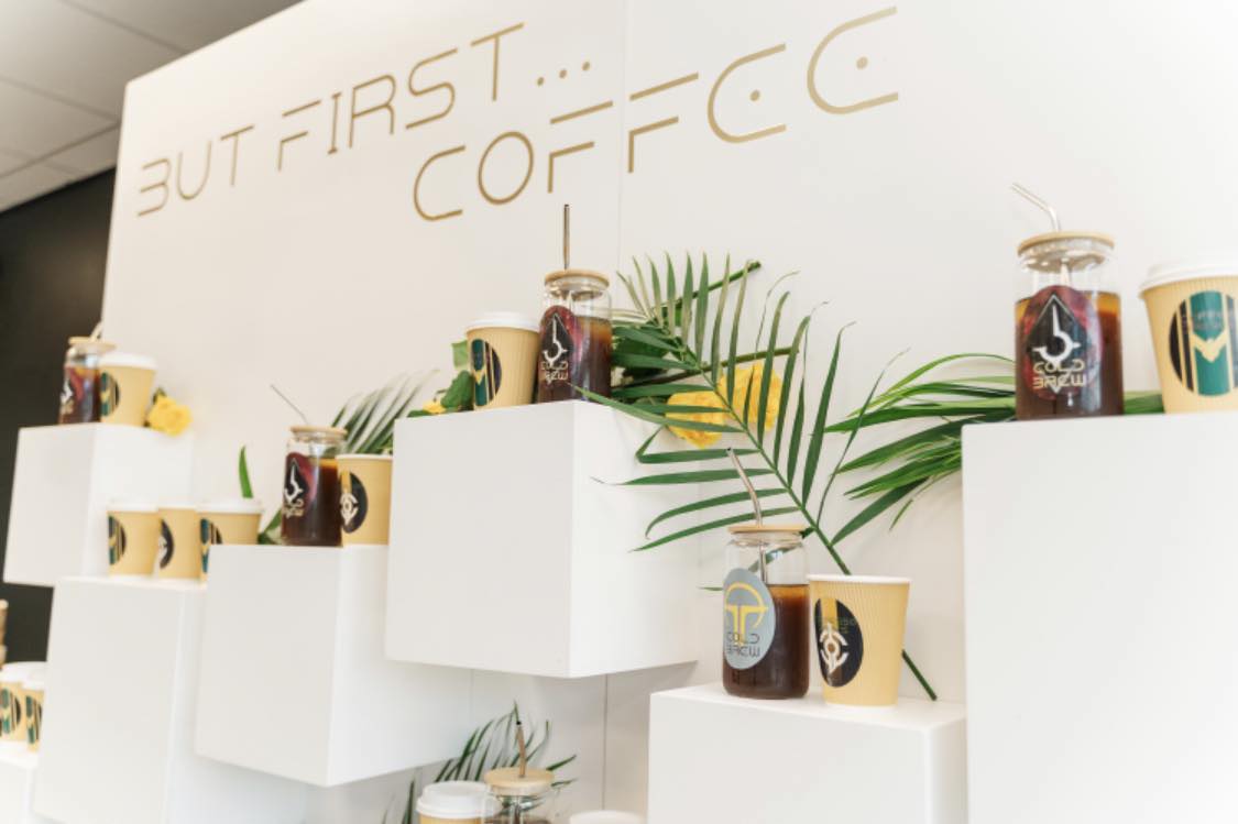 Welcome sign and marquee 40