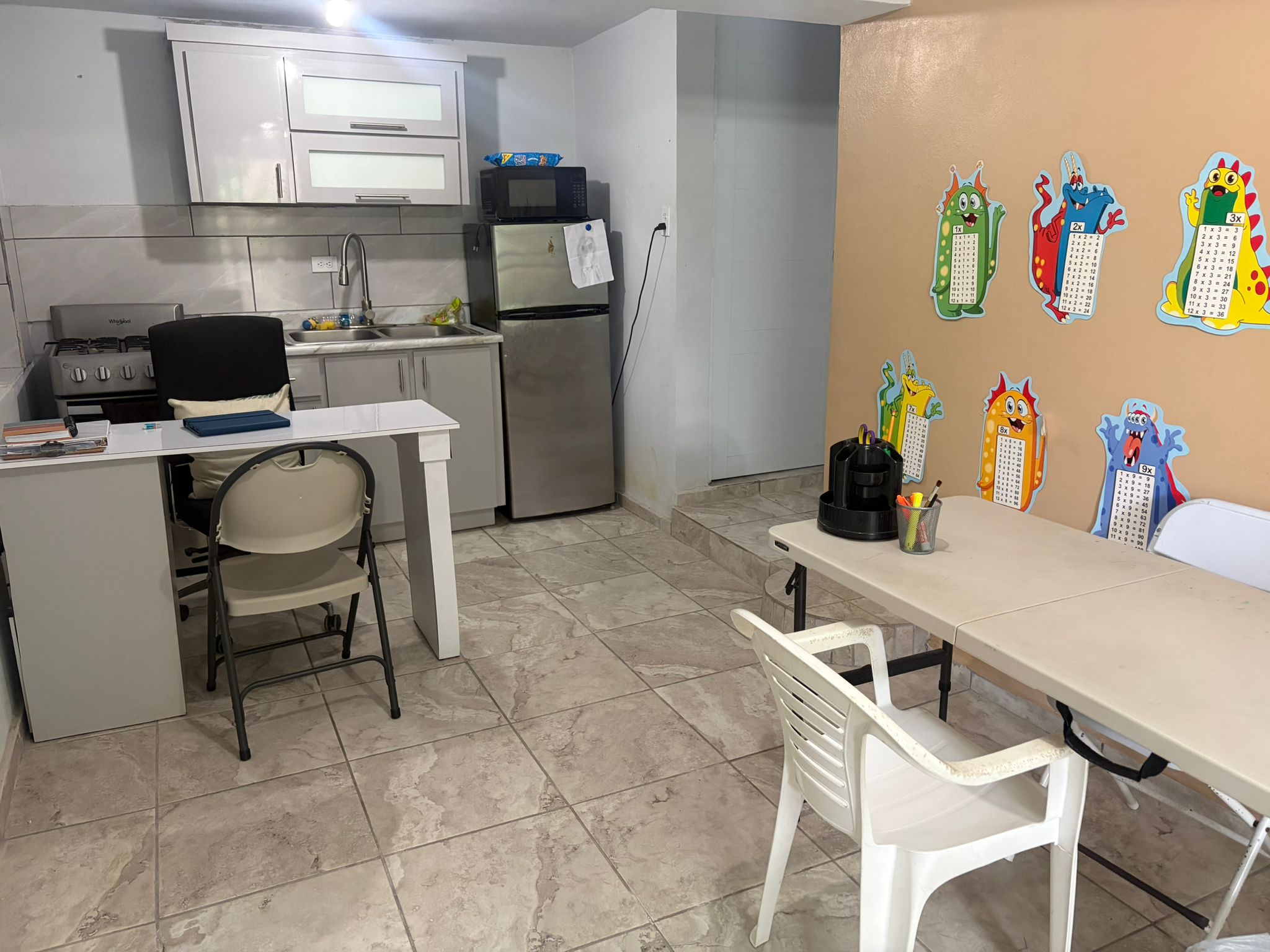 Ambiente de tutorías en Moca - Imagen 1