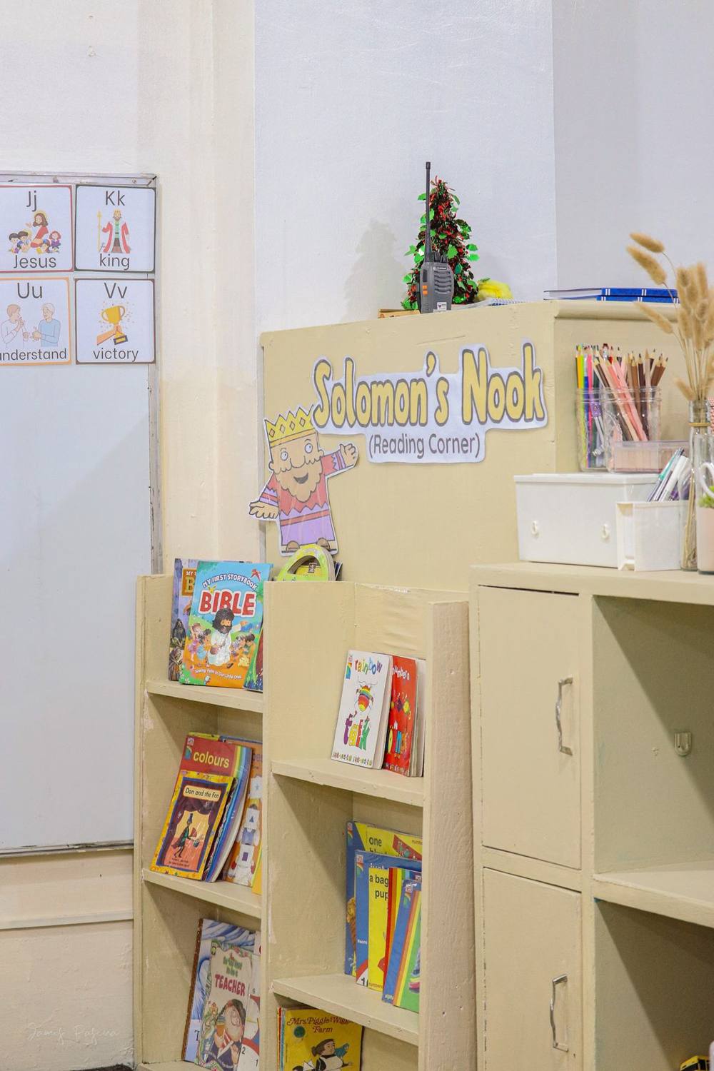 Solomon's Nook reading corner in a classroom