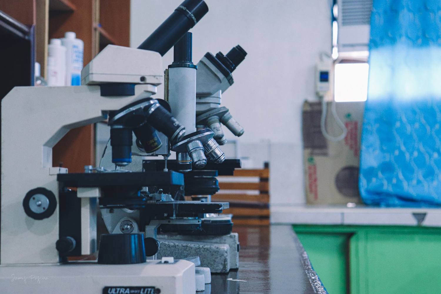 Microscopes in the science laboratory
