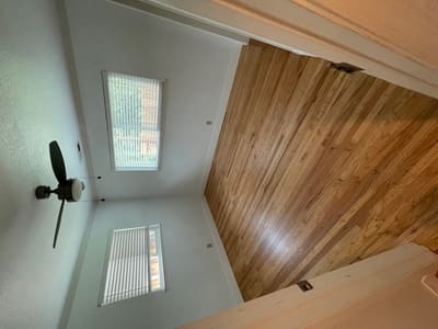 {{ custom_values.service_4 }} in {{custom_values.area_4})