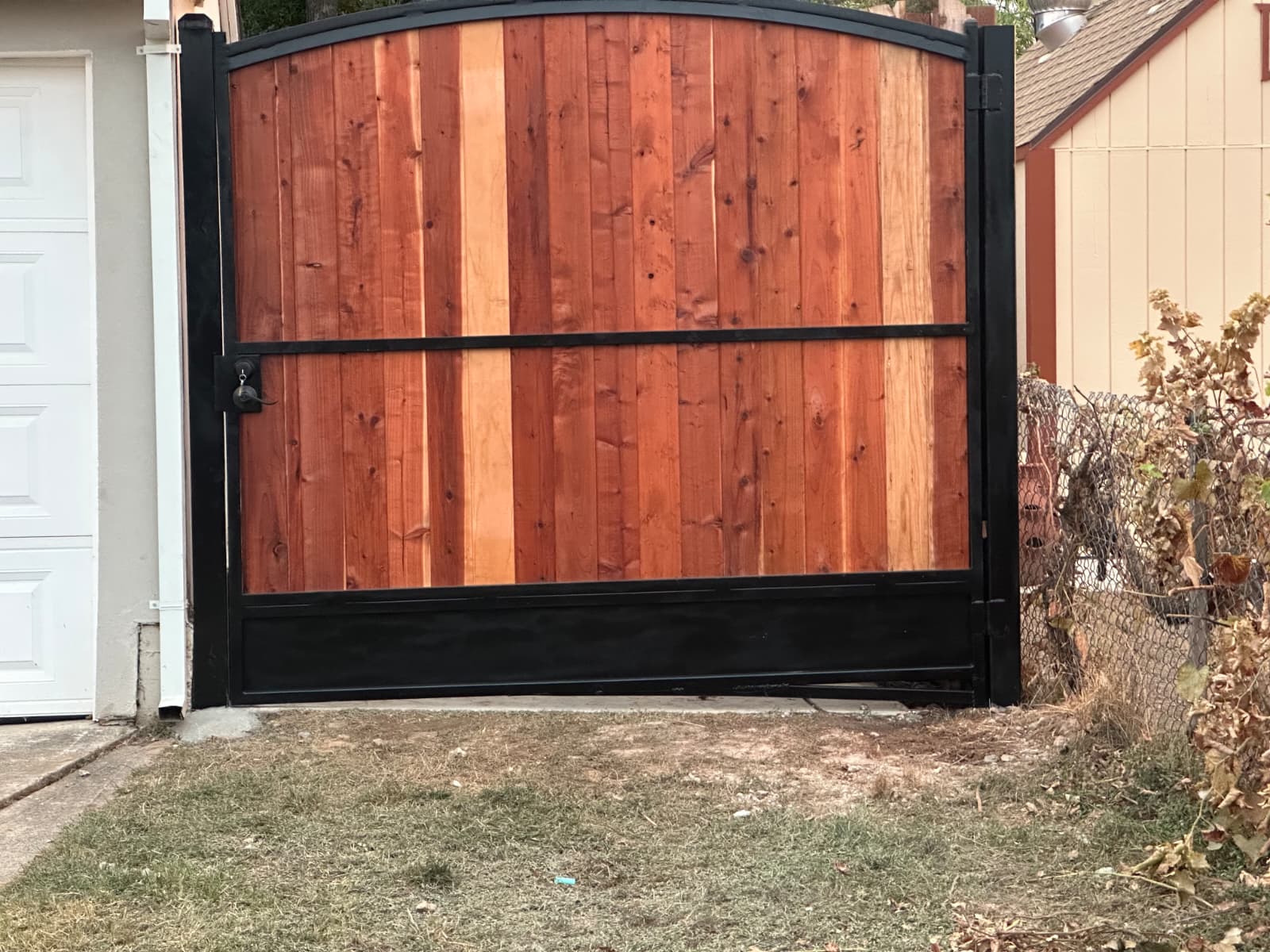 Custom metal gate installation in Sacramento