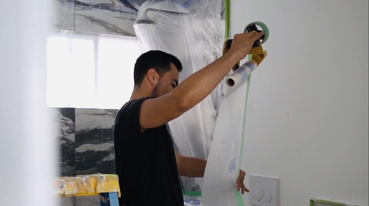 Madrid Painting crew member