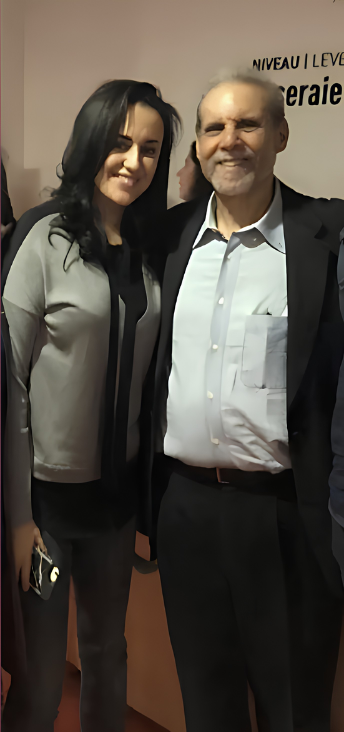 Linda Addala aux côtés de Daniel Goleman