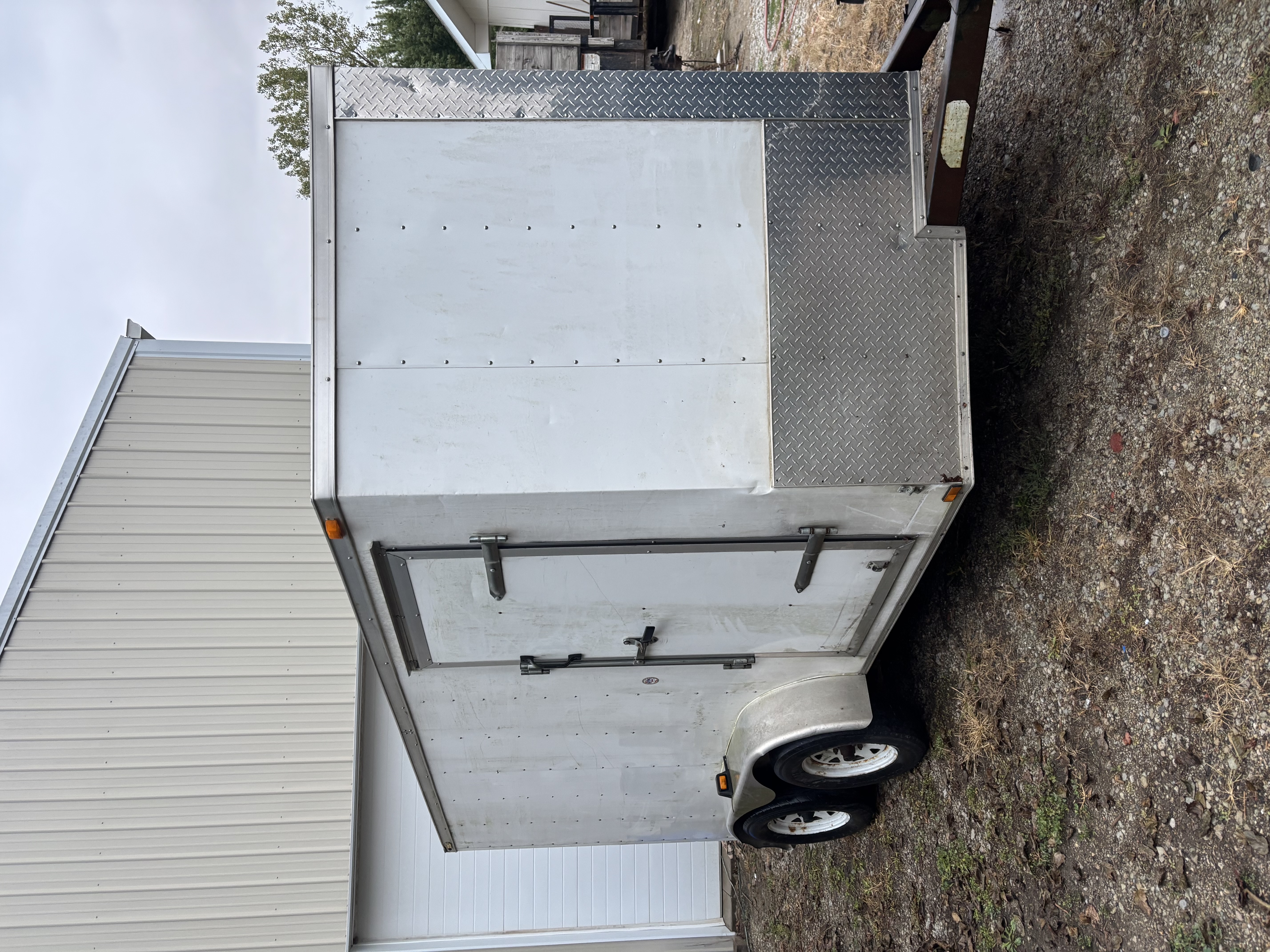 12 foot enclosed trailer rental in Pendleton, IN
