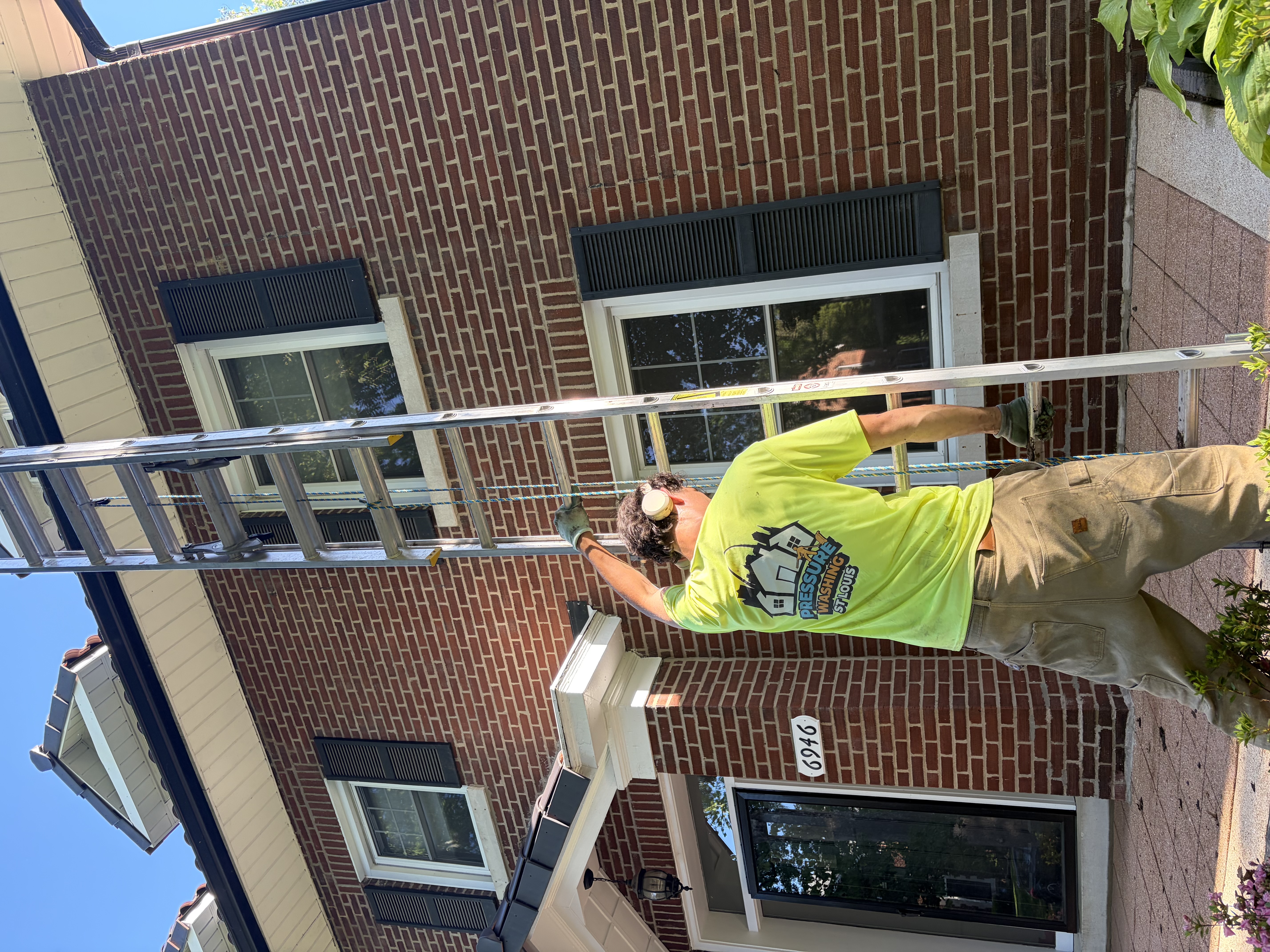 Residential window cleaning St. Louis