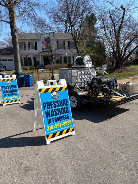 Driveway concrete cleaning St. Louis