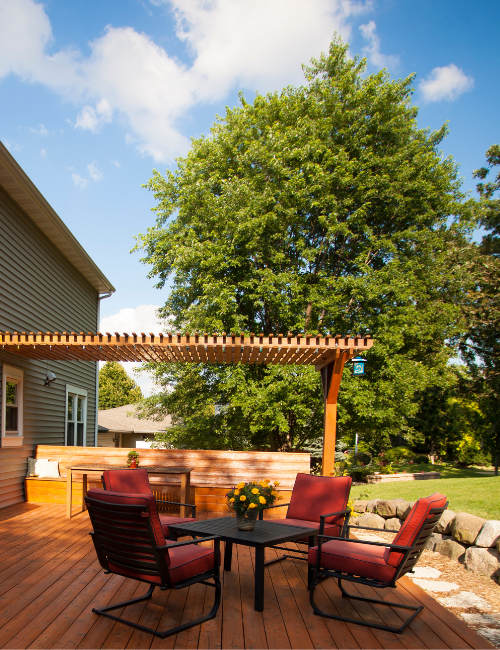 Tucker deck and fence painting and staining