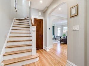 {{ custom_values.service_1 }} in {{custom_values.area_1})