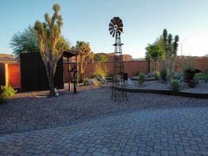 {{ custom_values.service_1 }} in {{custom_values.area_2})