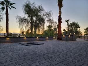 {{ custom_values.service_1 }} in {{custom_values.area_2})