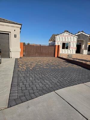 {{ custom_values.service_2 }} in {{custom_values.area_2})