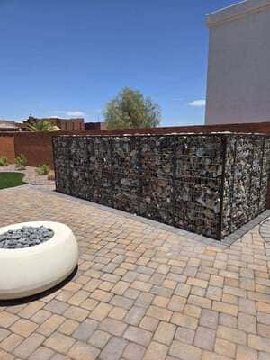 {{ custom_values.service_3 }} in {{custom_values.area_3})