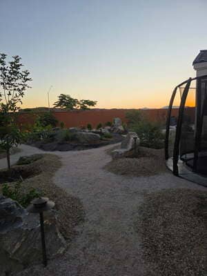 {{ custom_values.service_3 }} in {{custom_values.area_3})