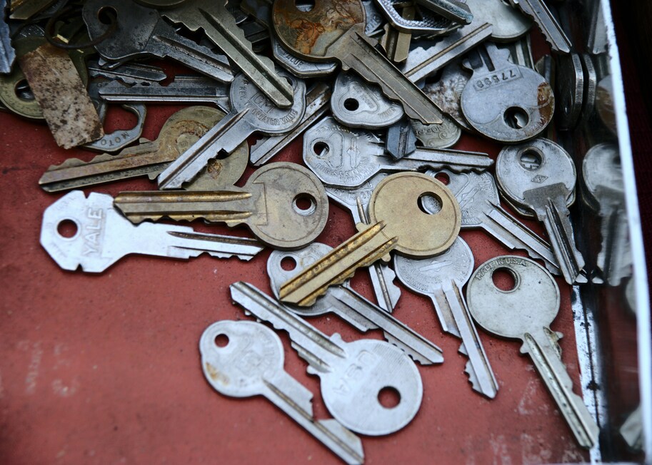  Commercial Locksmith
