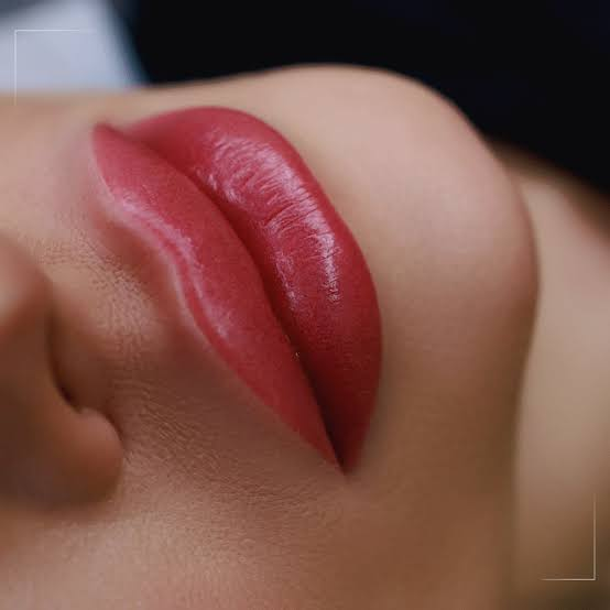 Ejemplo de Lipstick Effect