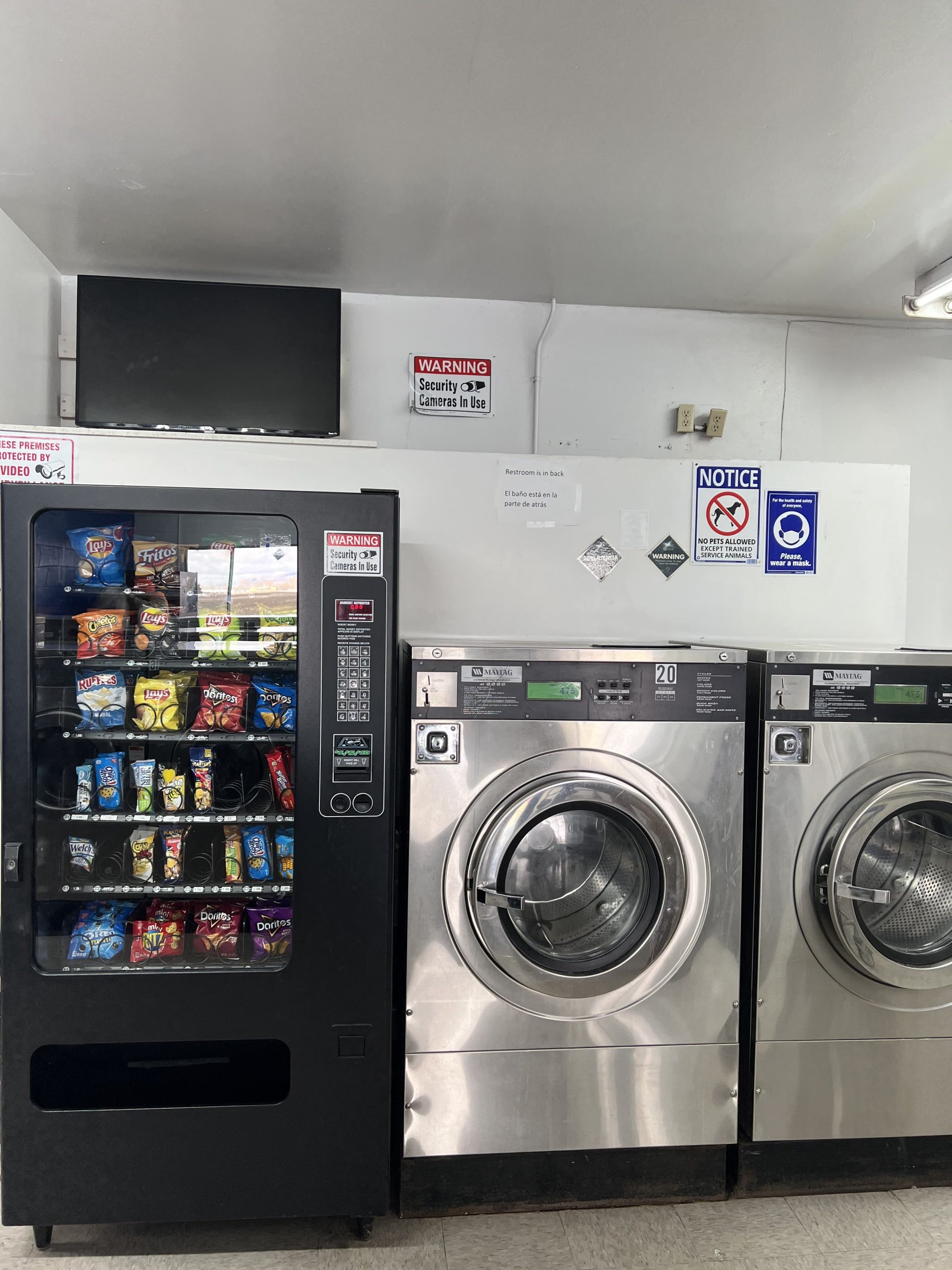 Laundry facilities at Pioneer Mobile Home Ranch