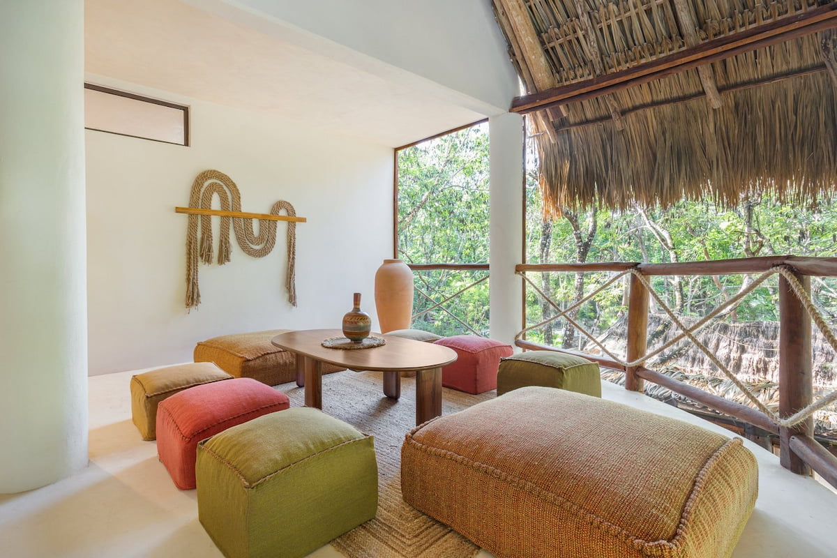 Private room seating area