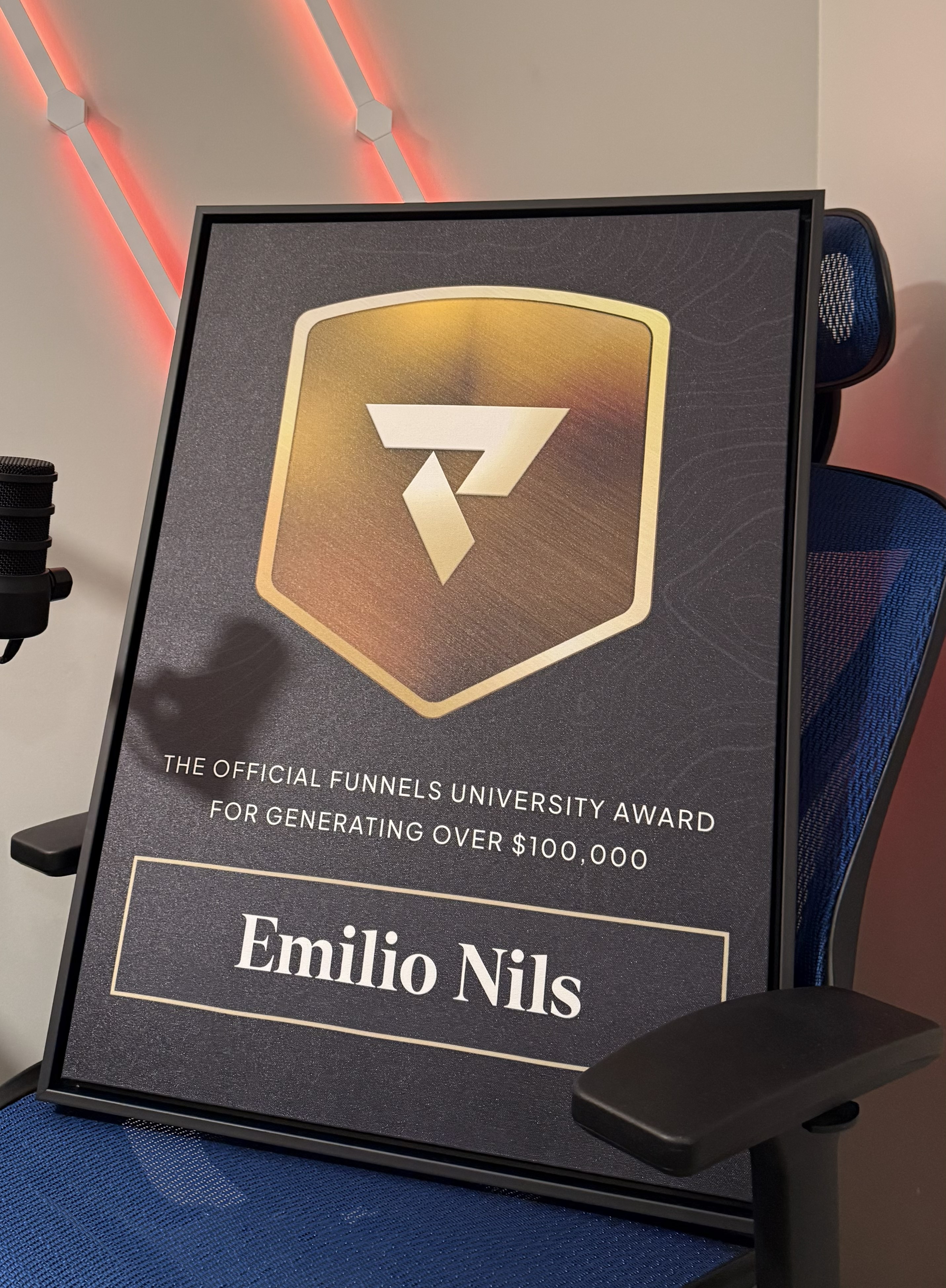 Nils Digital award plaque