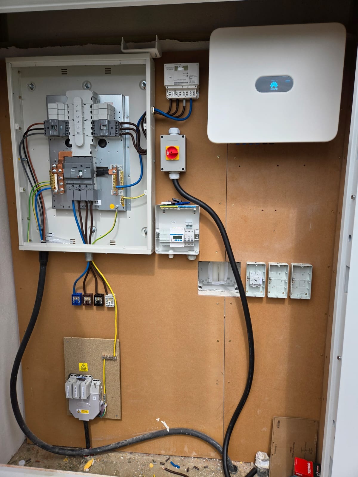 Completed consumer unit installation — Clevedon Electric