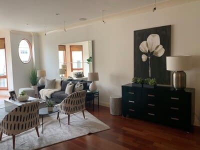 {{ custom_values.service_4 }} in {{custom_values.area_1})